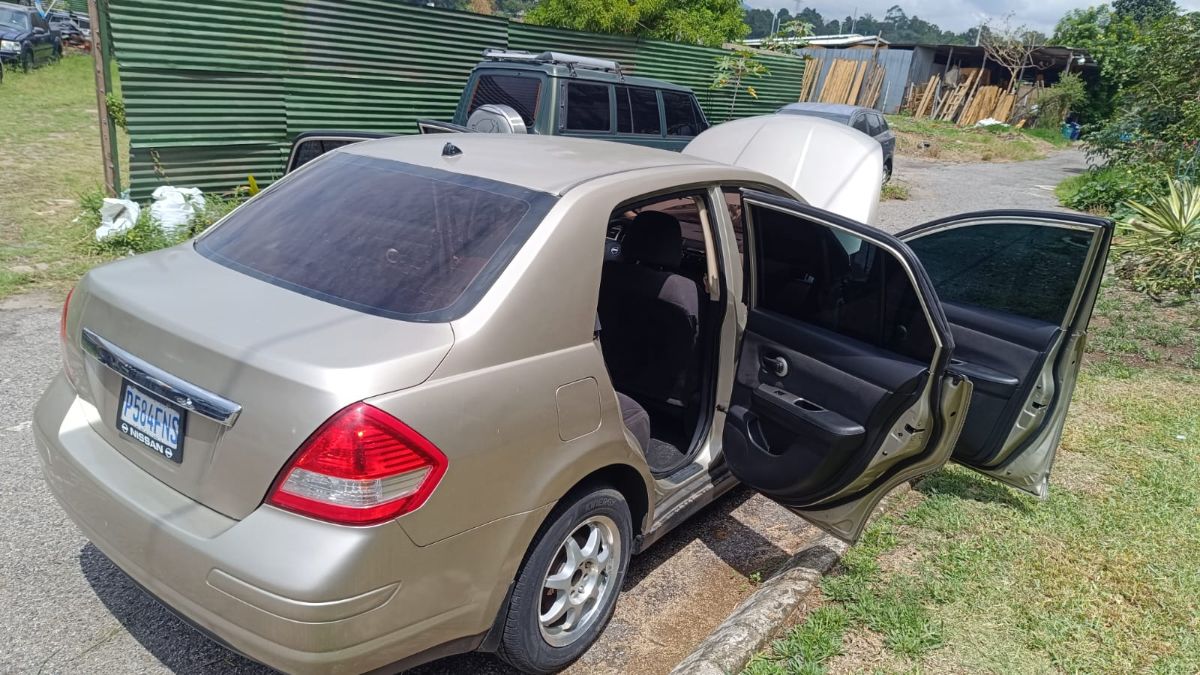 NISSAN VERSA - 2008                                        