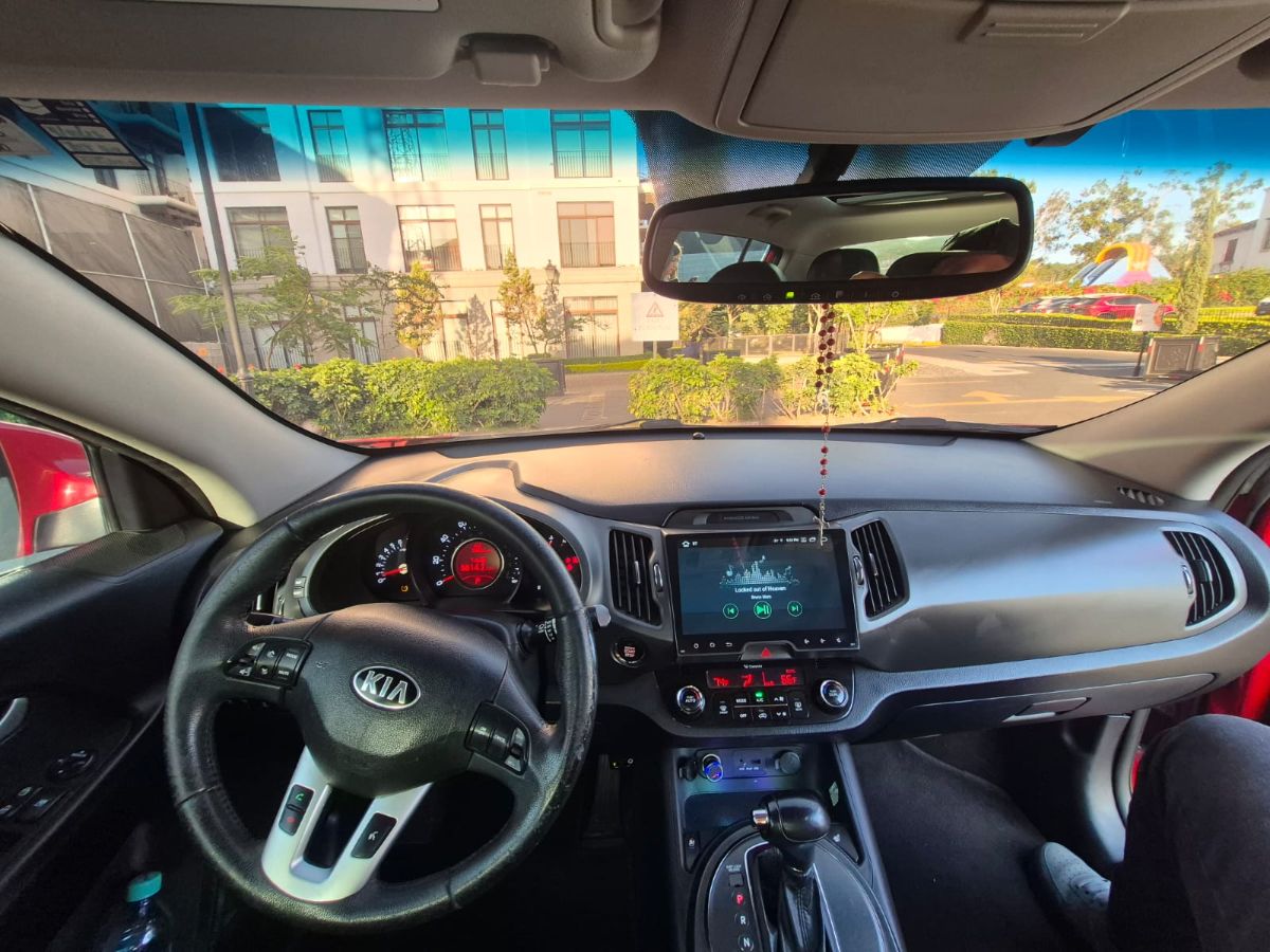 KIA SPORTAGE EX - 2011