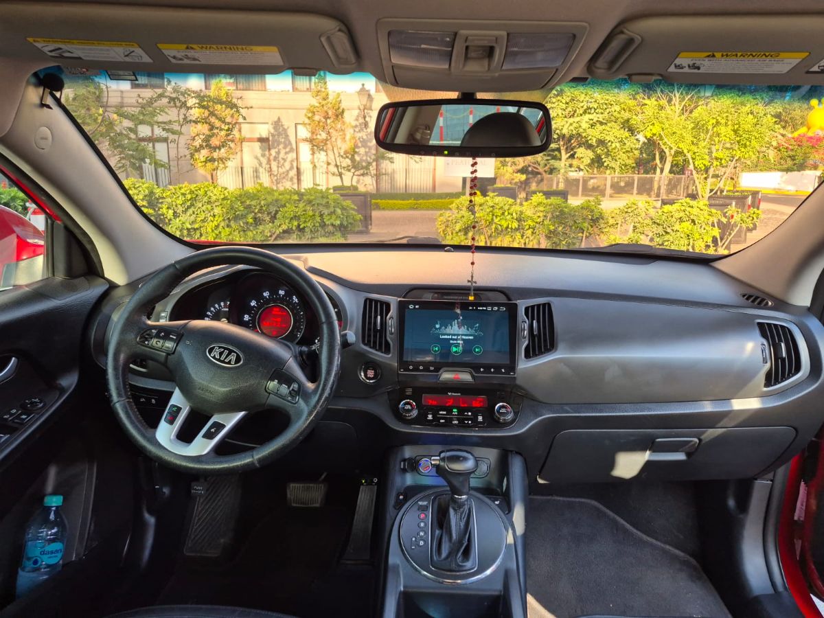 KIA SPORTAGE EX - 2011