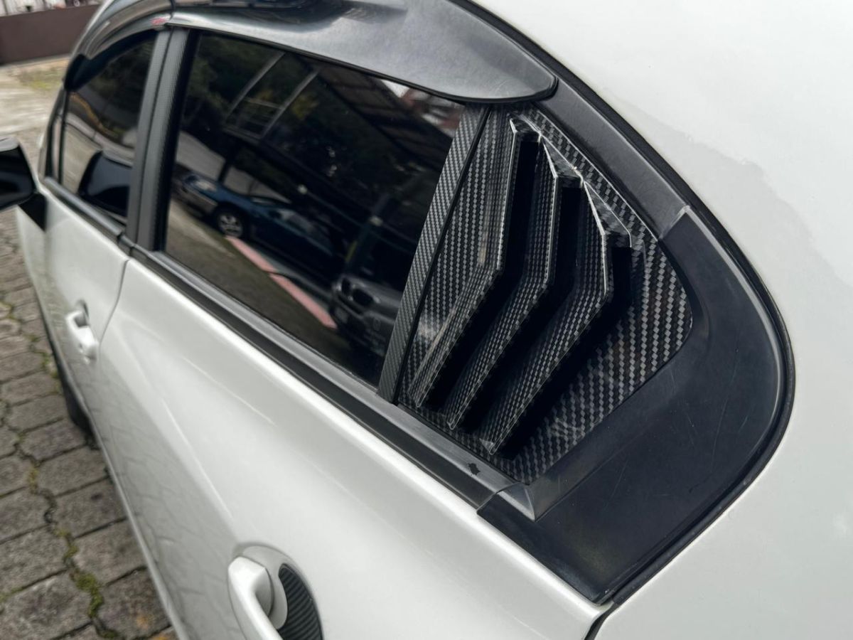 HONDA CIVIC LX - 2015