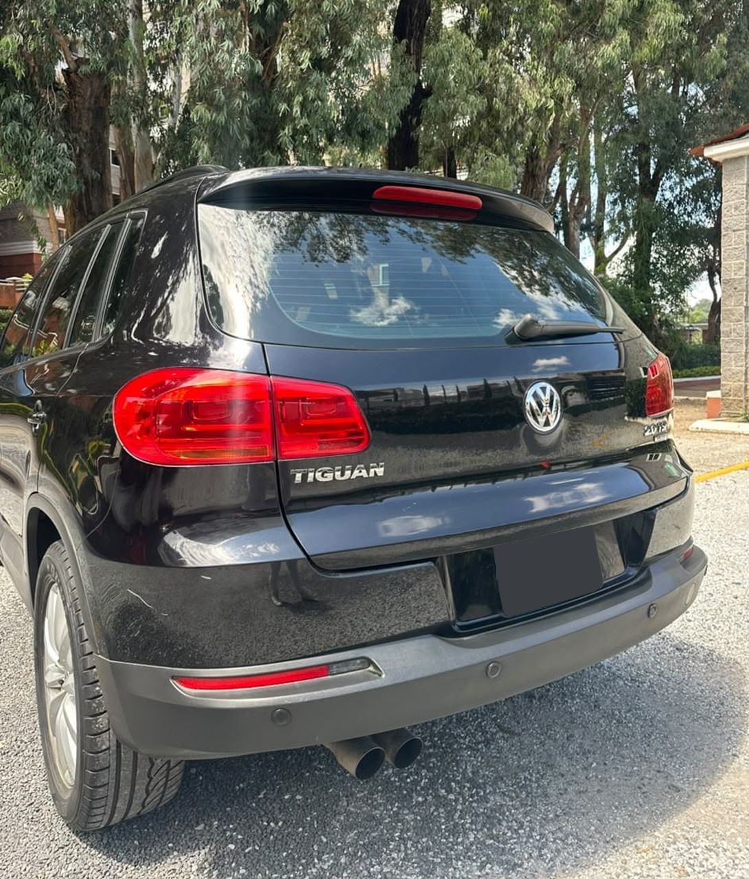 VOLKSWAGEN TIGUAN - 2014