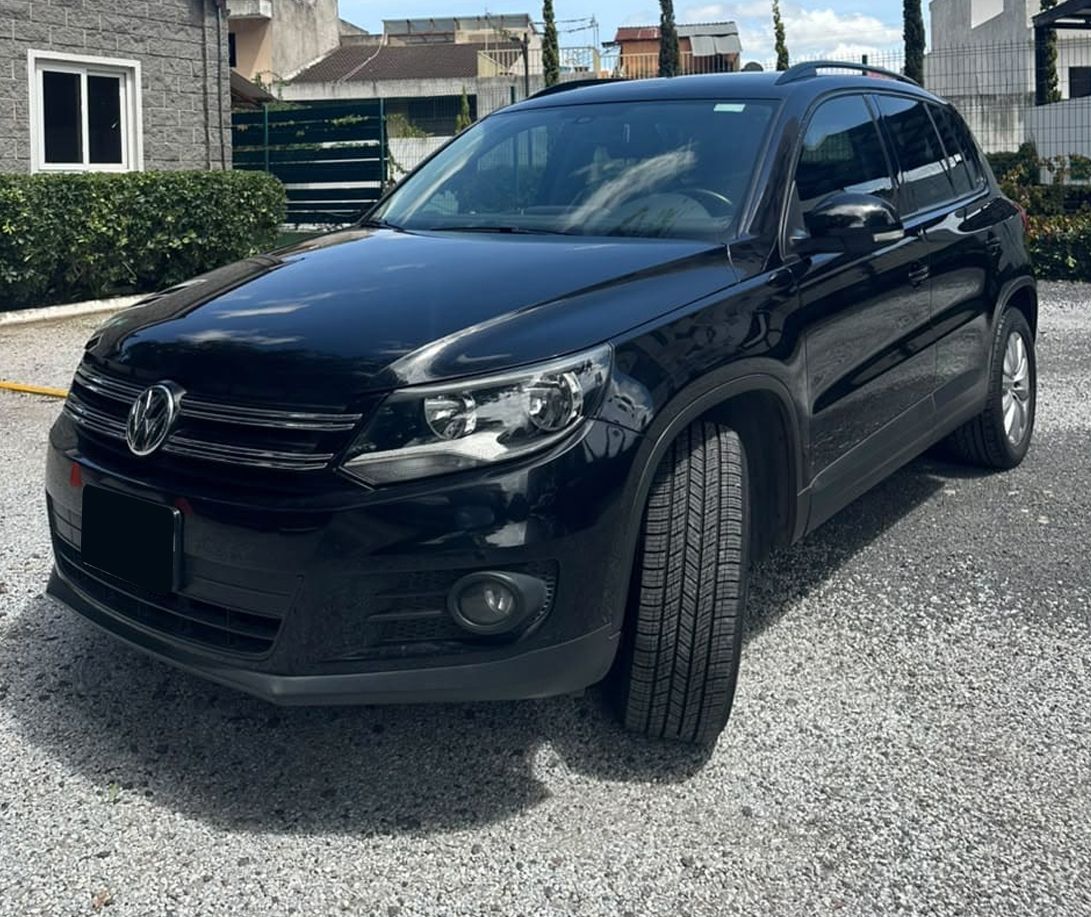 VOLKSWAGEN TIGUAN - 2014