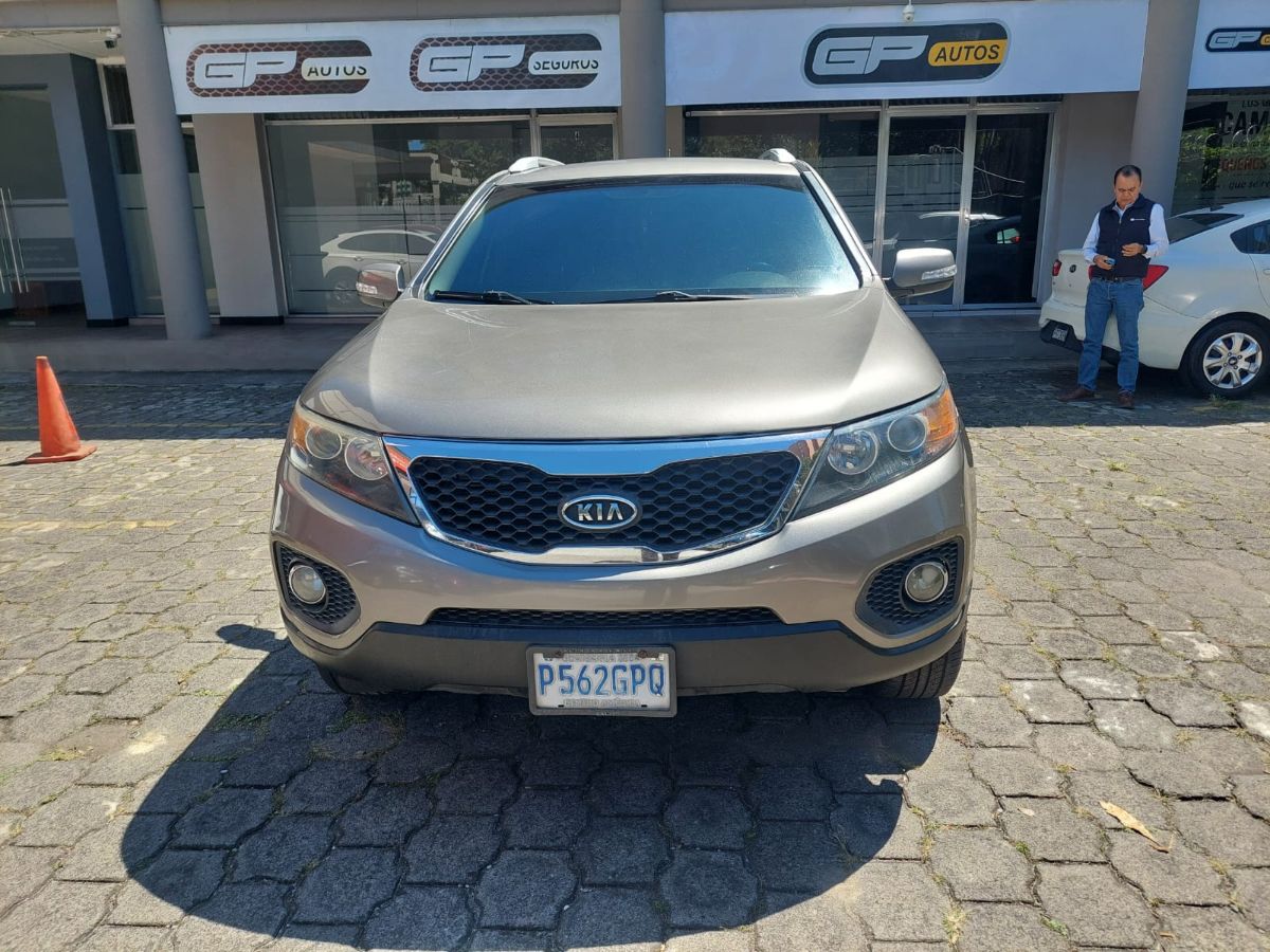 KIA SORENTO - 2012