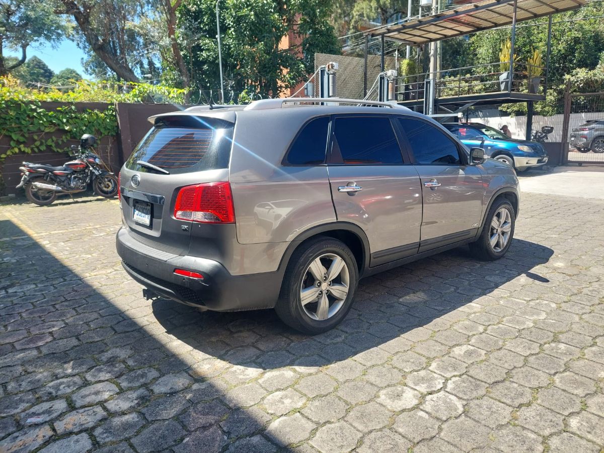 KIA SORENTO - 2012