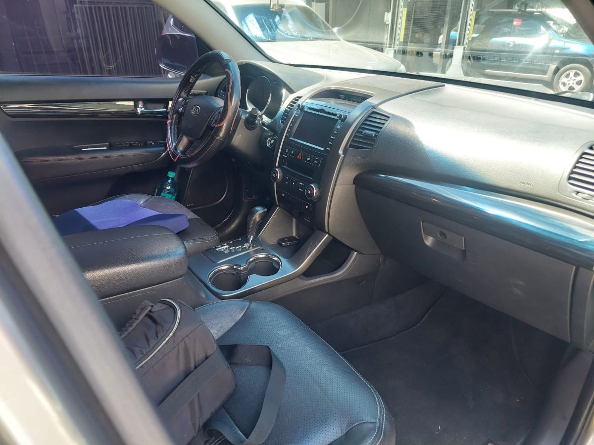 KIA SORENTO - 2012