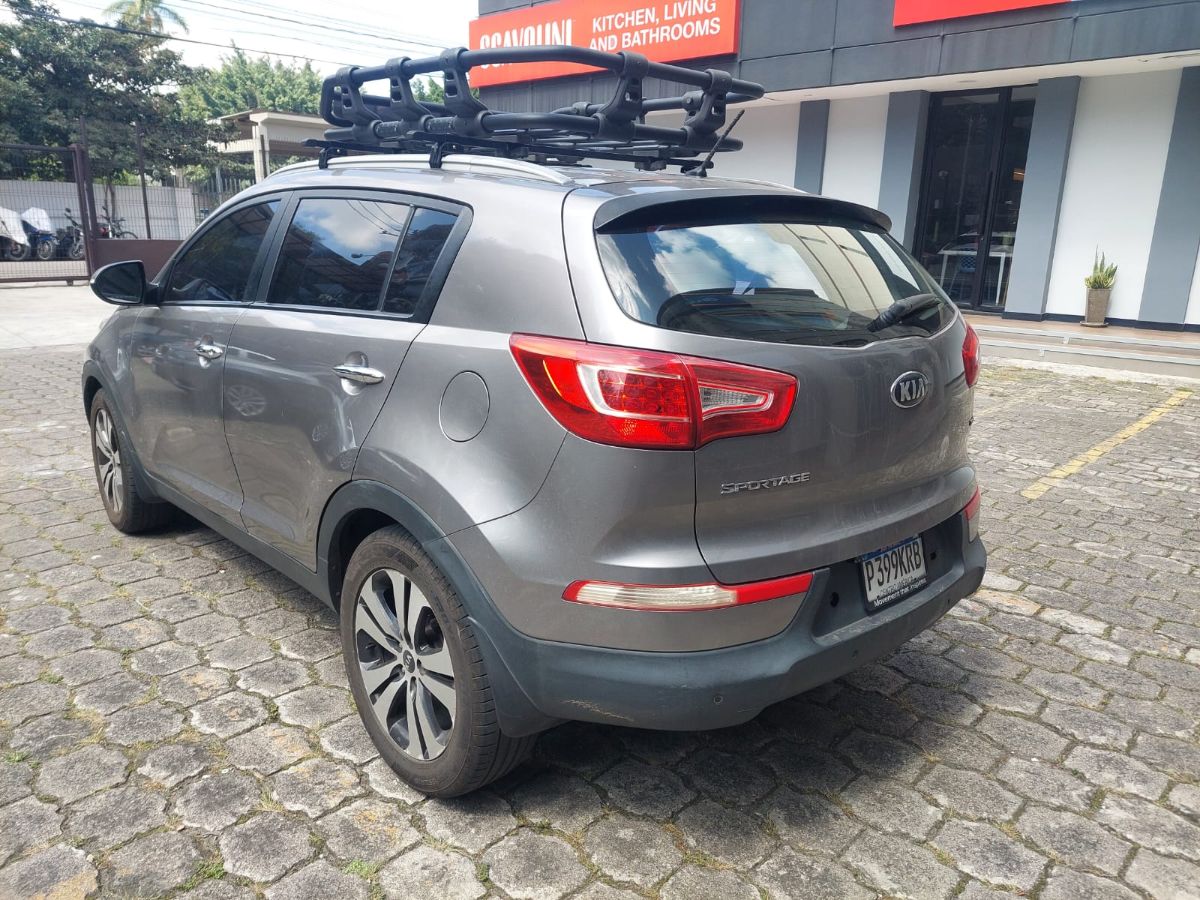 KIA SPORTAGE - 2013