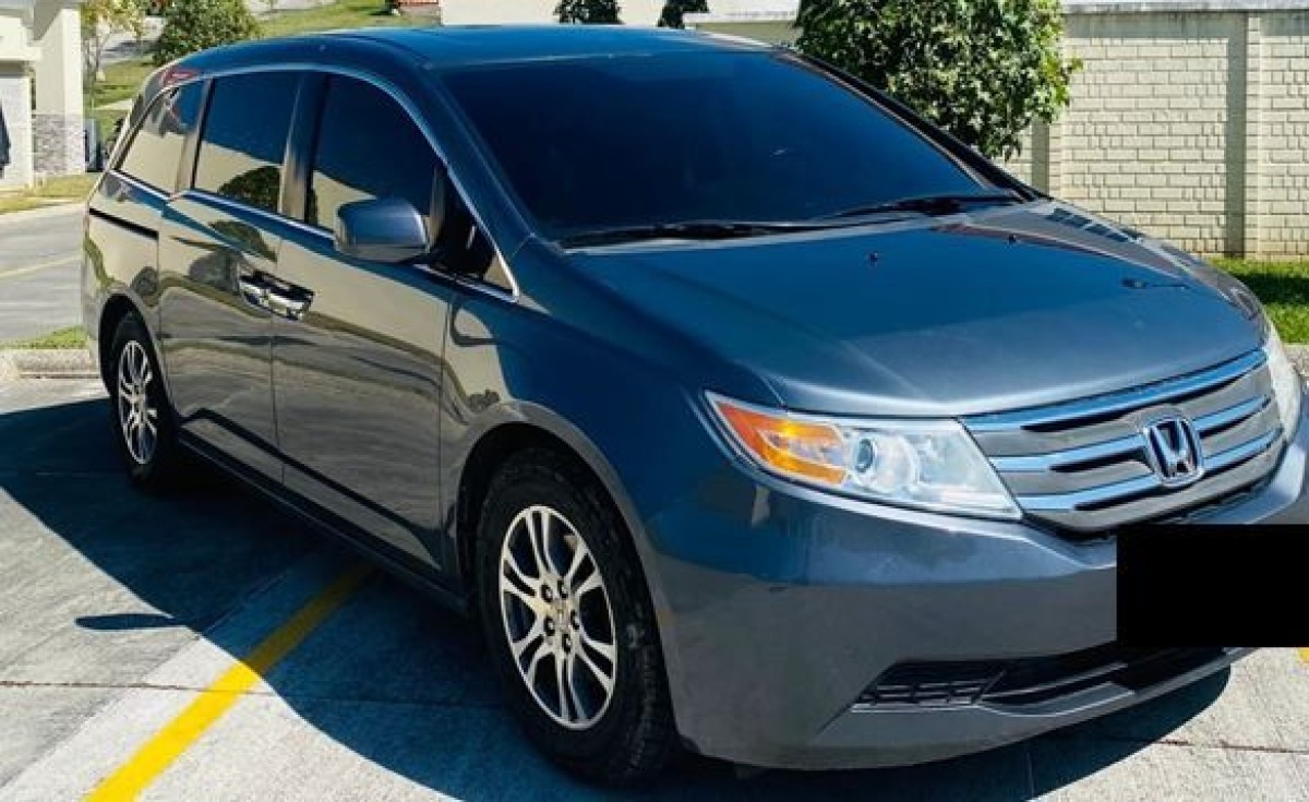HONDA ODYSSEY - 2011