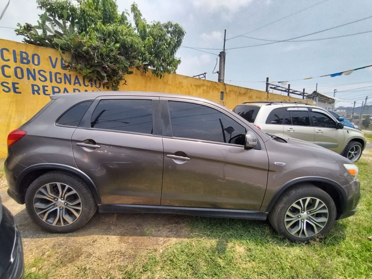 MITSUBISHI OUTLANDER SPORT - 2016