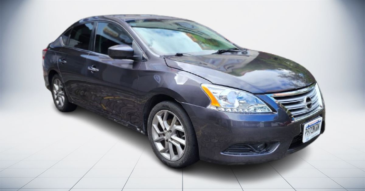 NISSAN SENTRA - 2013