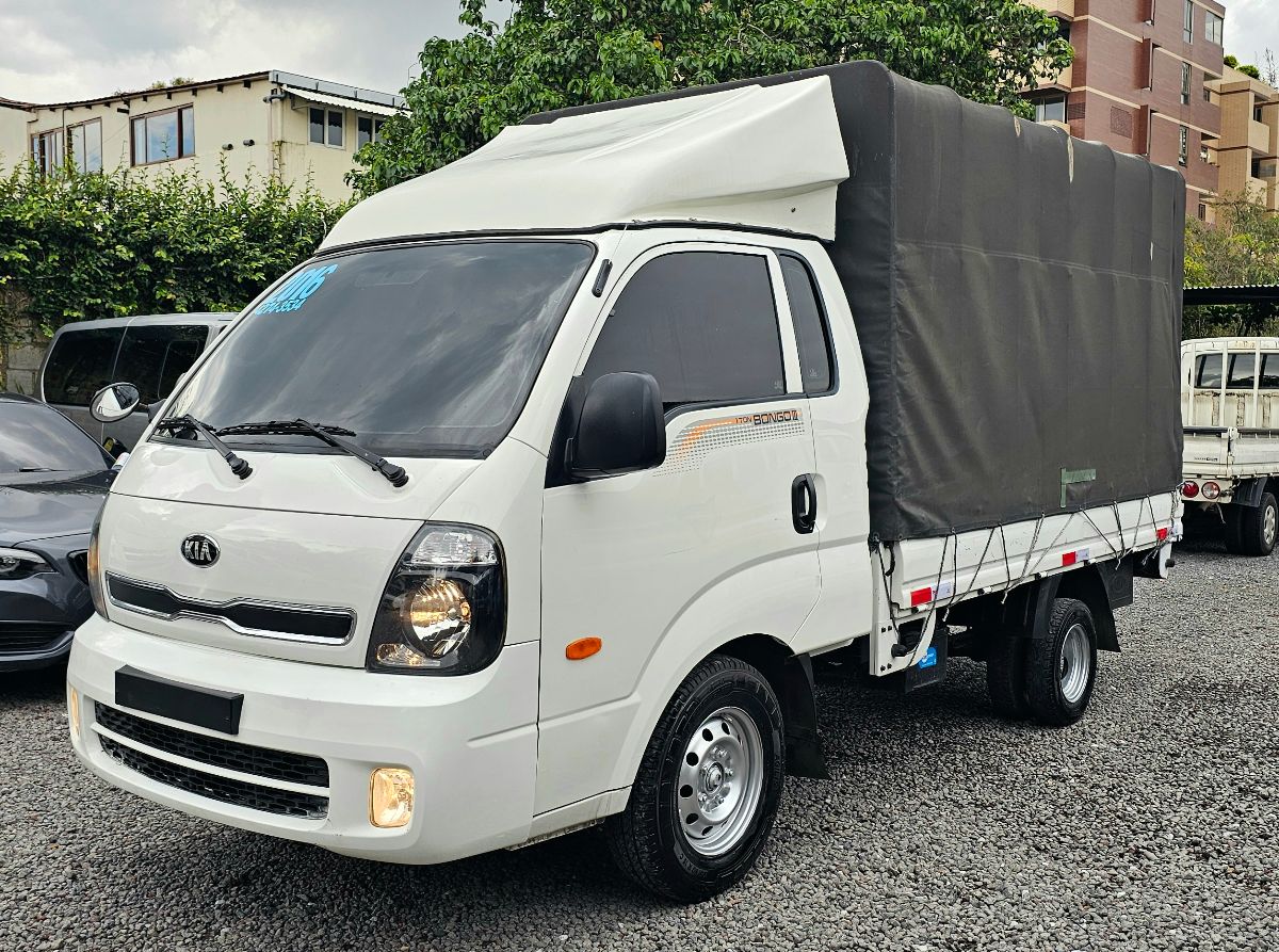 KIA BONGO III - 2016