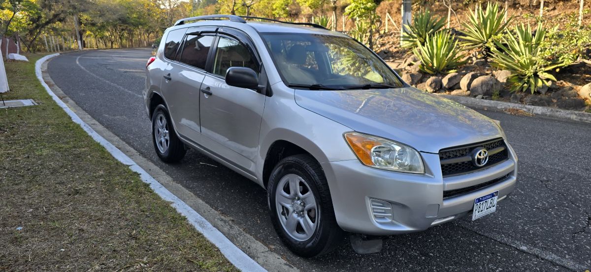 TOYOTA RAV-4 - 2009