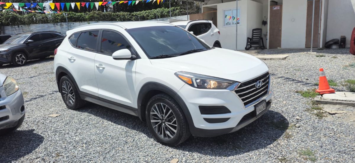 HYUNDAI TUCSON - 2019