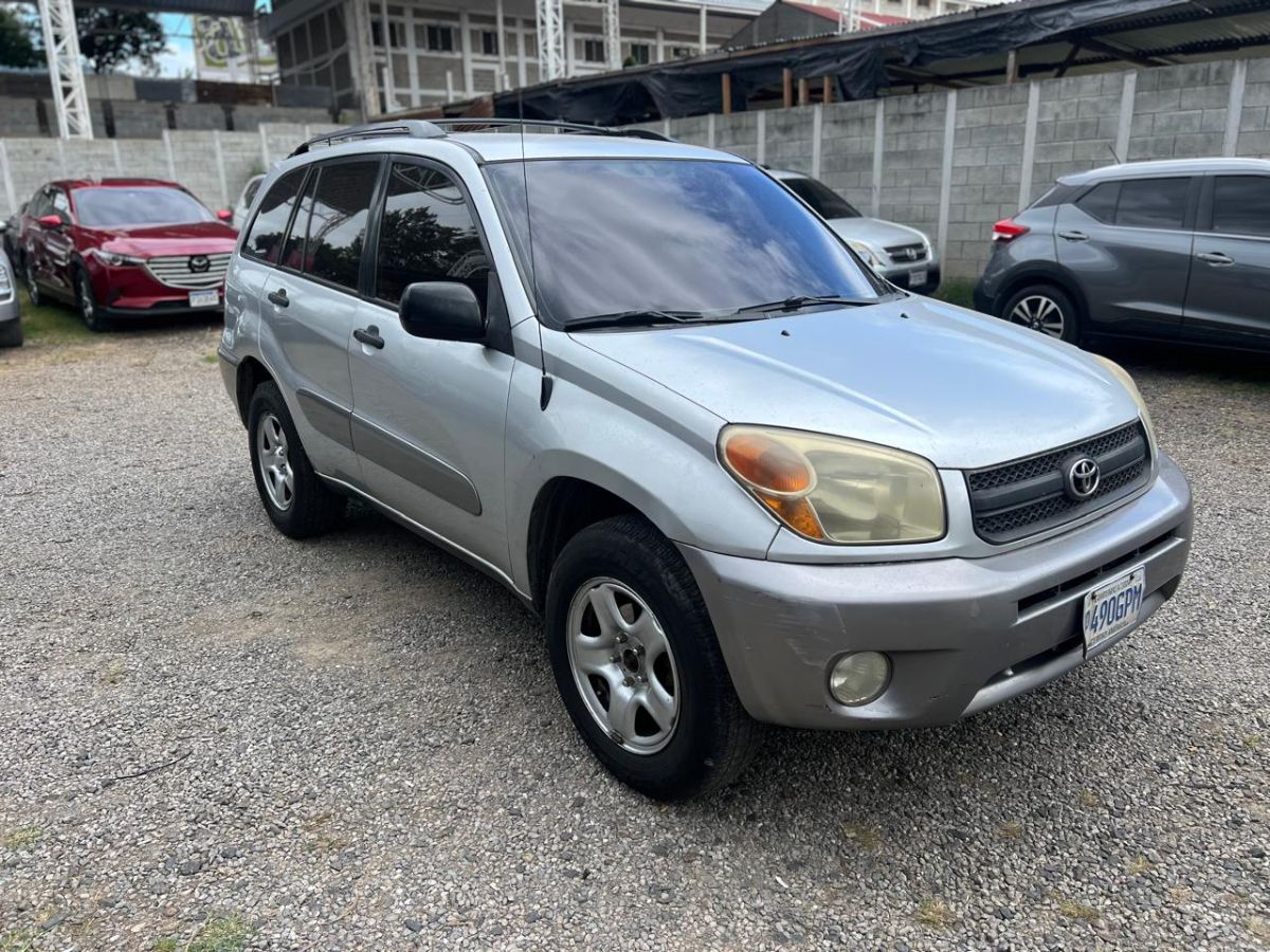 TOYOTA RAV-4 - 2004