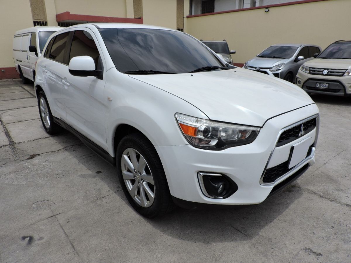 MITSUBISHI OUTLANDER SPORT - 2014