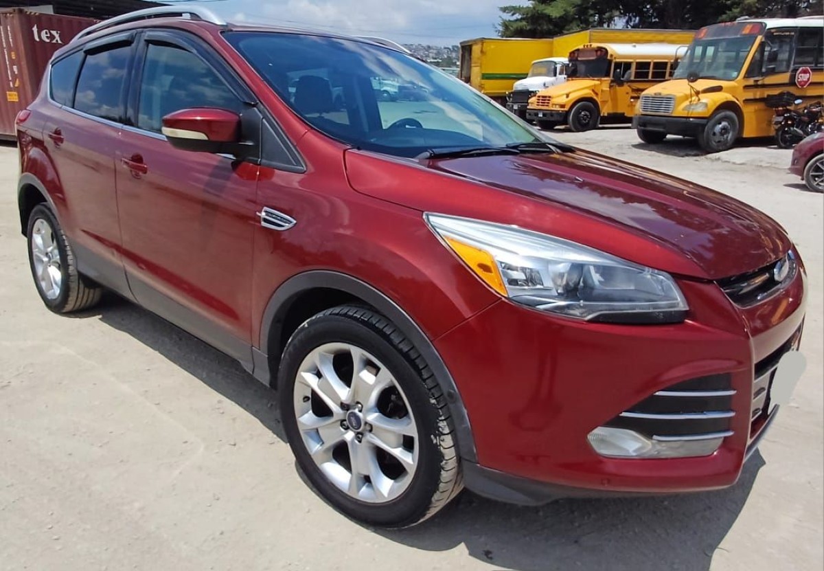 FORD ESCAPE - 2016