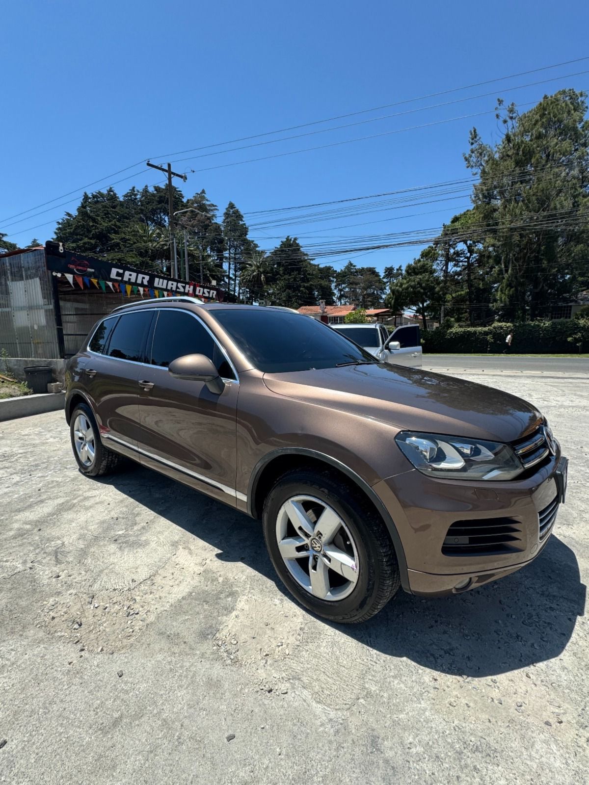 VOLKSWAGEN TOUAREG - 2012