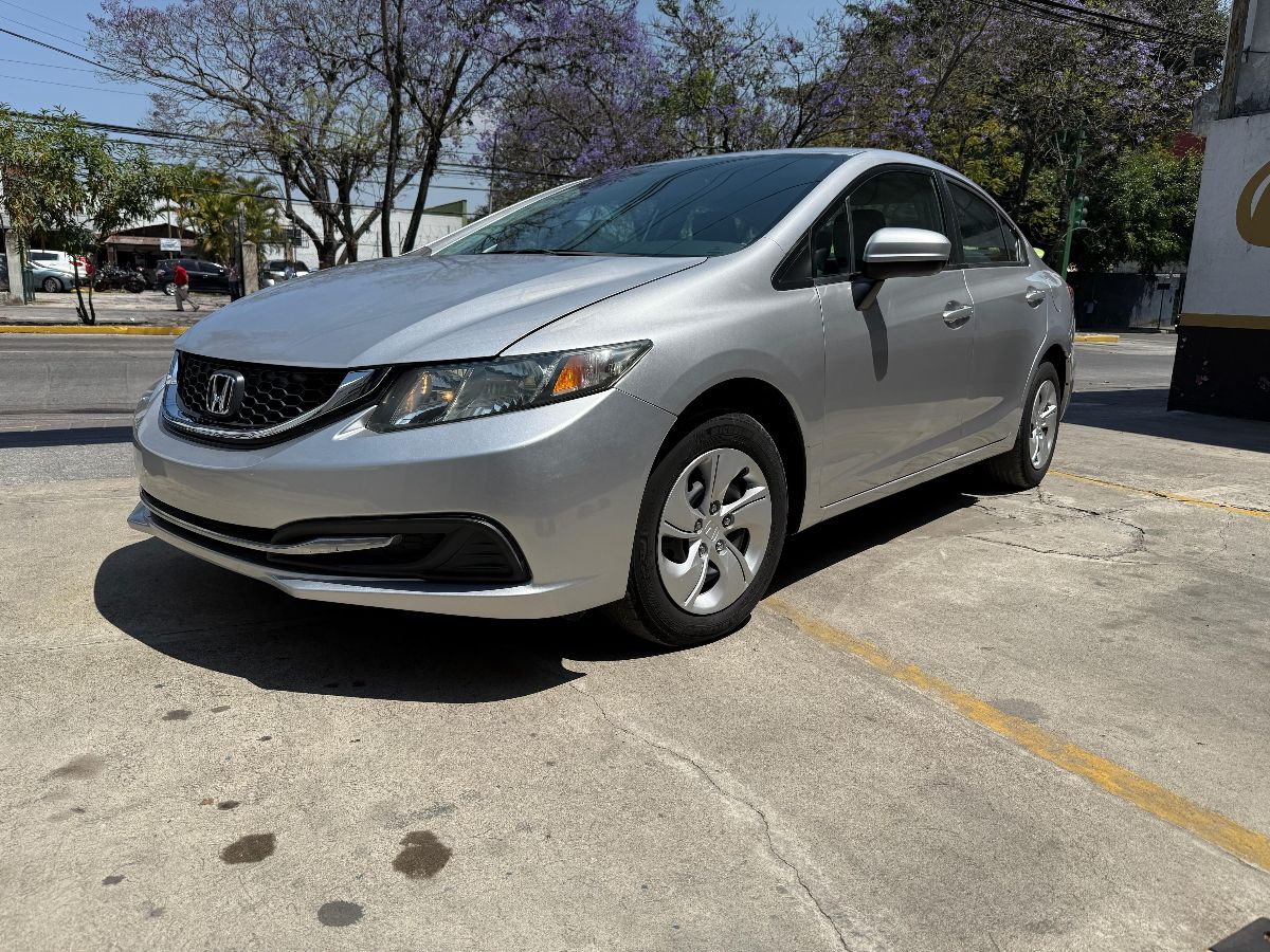 HONDA CIVIC LX - 2014