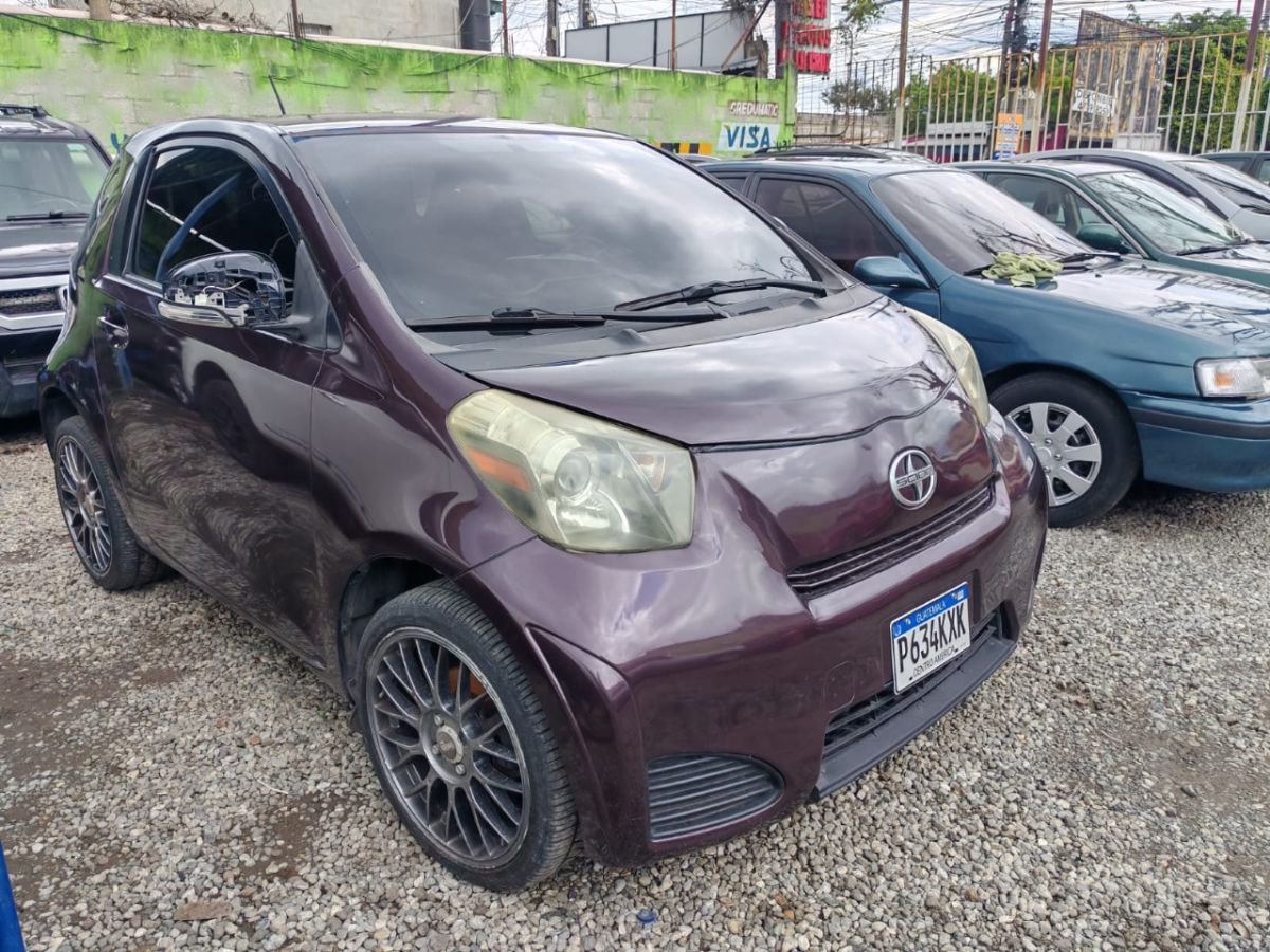 TOYOTA  SCION IQ - 2012