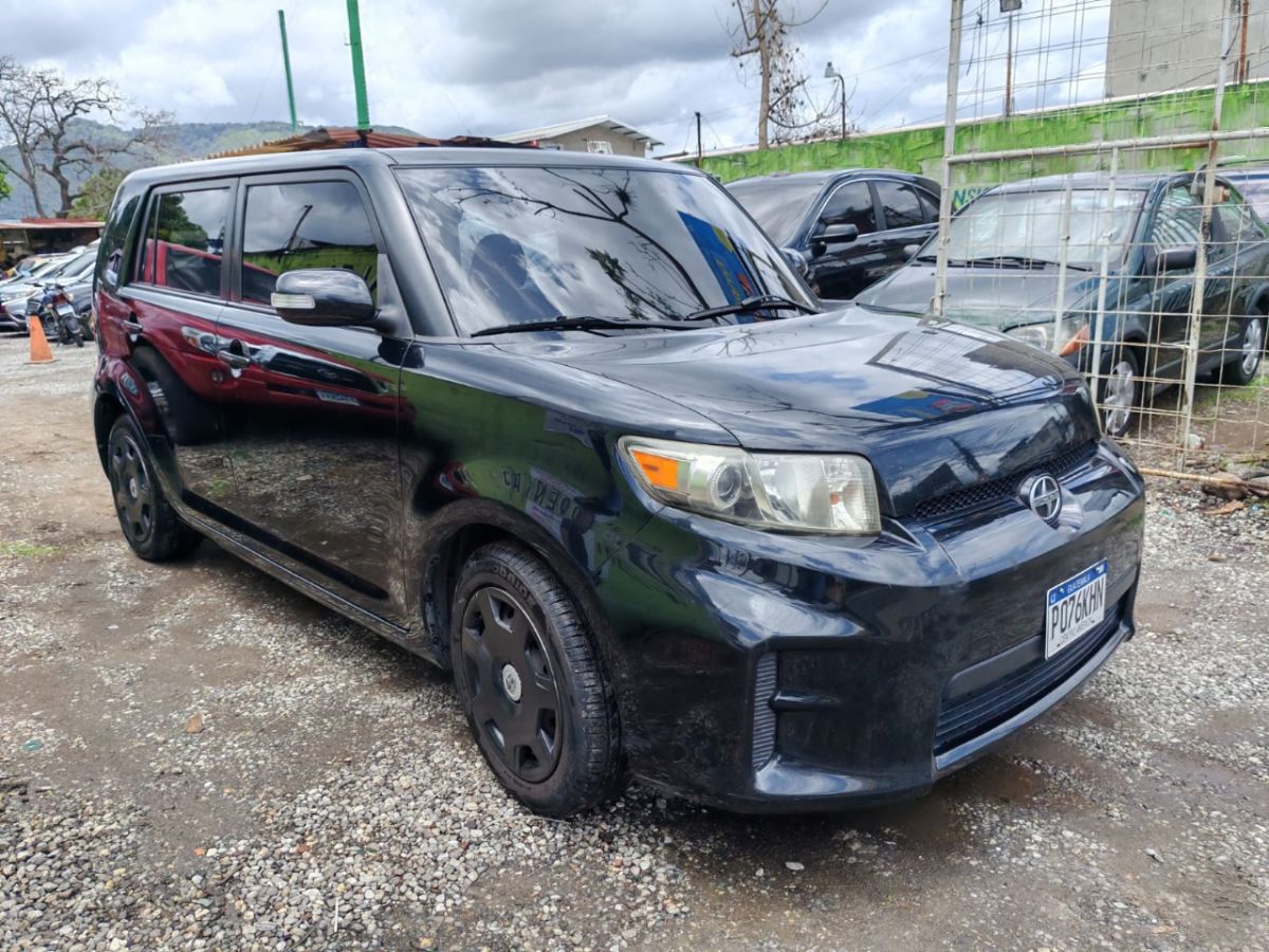 TOYOTA  SCION XB - 2012