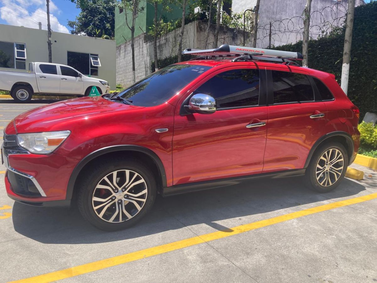 MITSUBISHI OUTLANDER SPORT - 2018