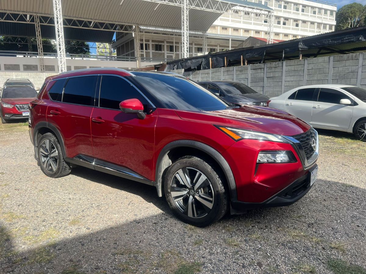 NISSAN ROGUE - 2021