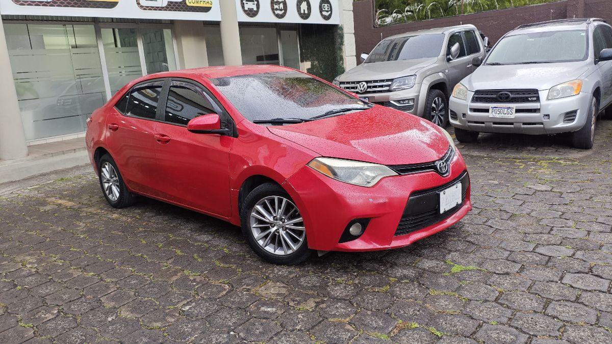TOYOTA COROLLA - 2014