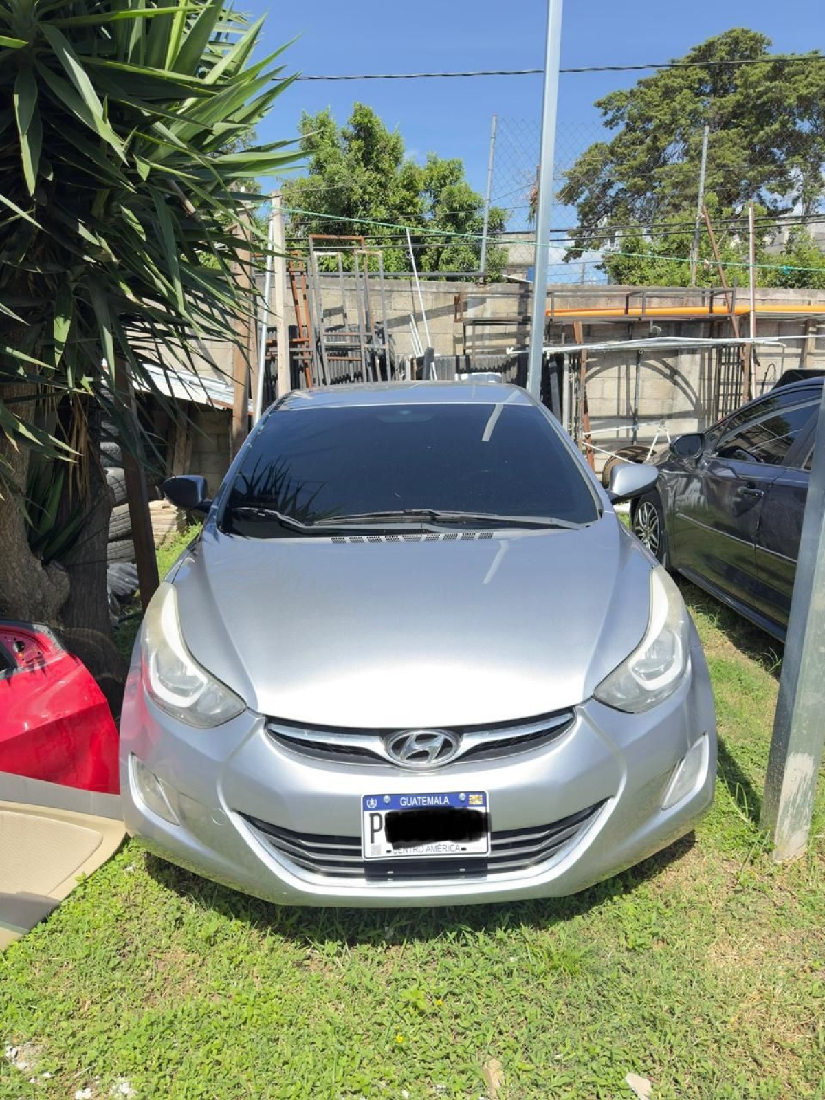 HYUNDAI ELANTRA - 2015