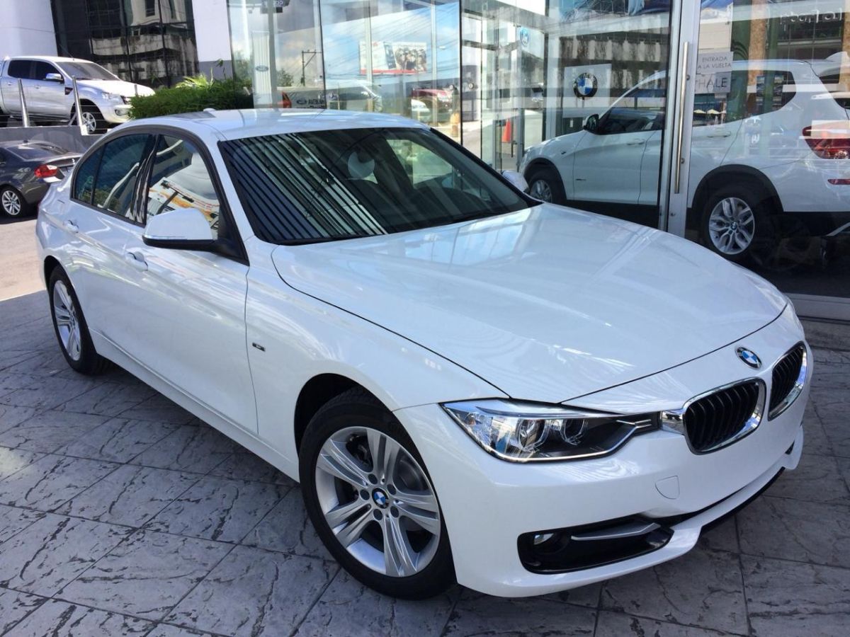 BMW 316 I - 2015