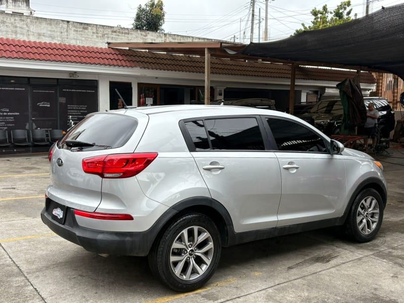 KIA SPORTAGE LX - 2016