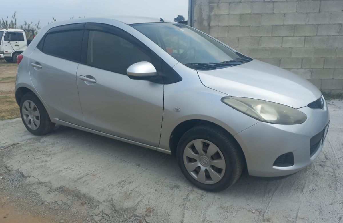 MAZDA DEMIO  - 2011
