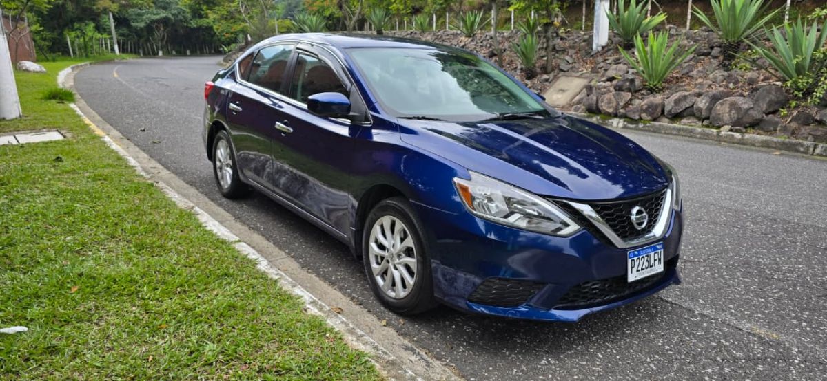 NISSAN SENTRA - 2017