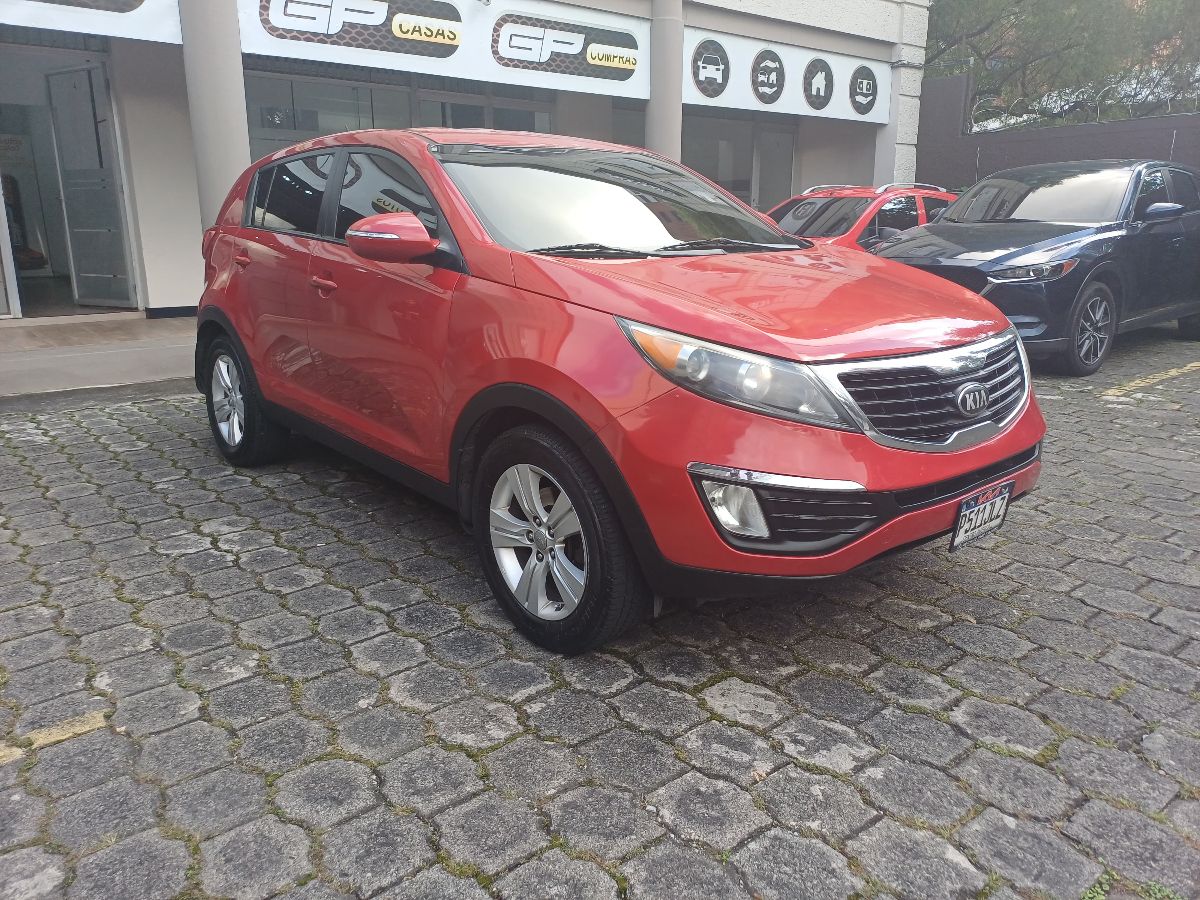 KIA SPORTAGE - 2013