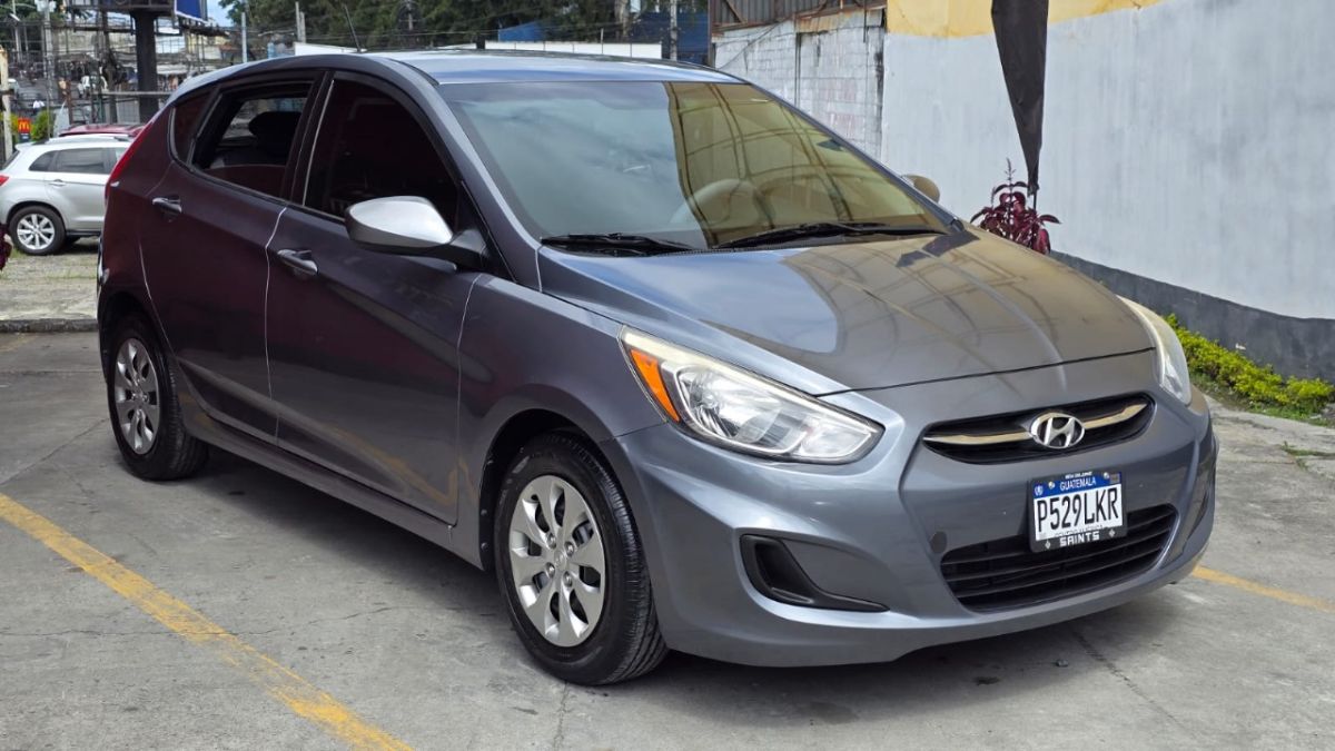 HYUNDAI ACCENT - 2017