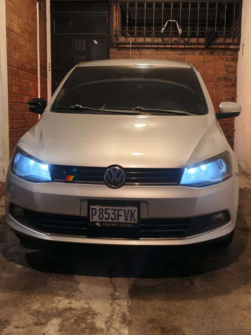 VOLKSWAGEN GOLF - 2015