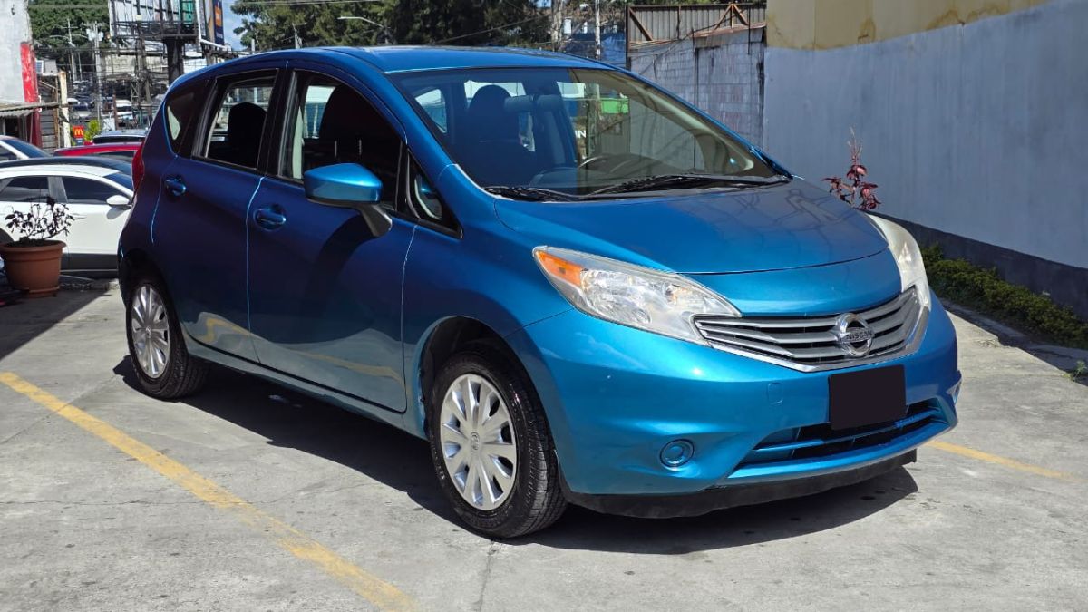 NISSAN VERSA - 2016