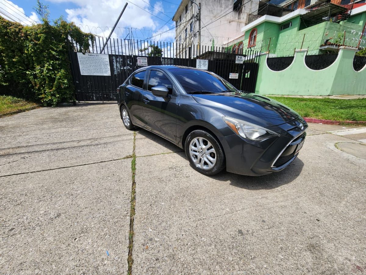 TOYOTA YARIS IA - 2017