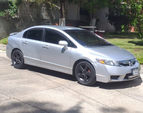 HONDA CIVIC LX - 2009