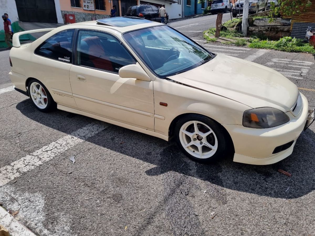 HONDA CIVIC - 2000
