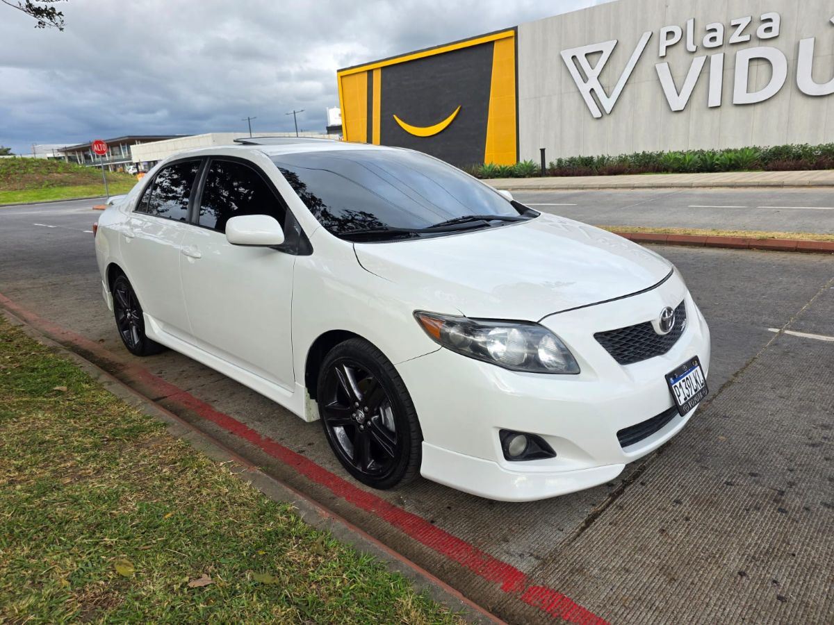 TOYOTA COROLLA S - 2009