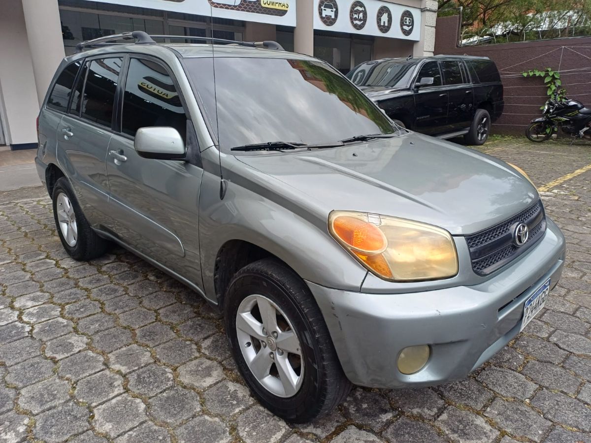 TOYOTA RAV-4  - 2005