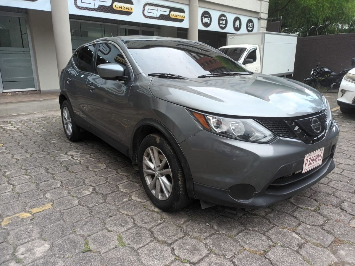 NISSAN ROGUE SPORT - 2018