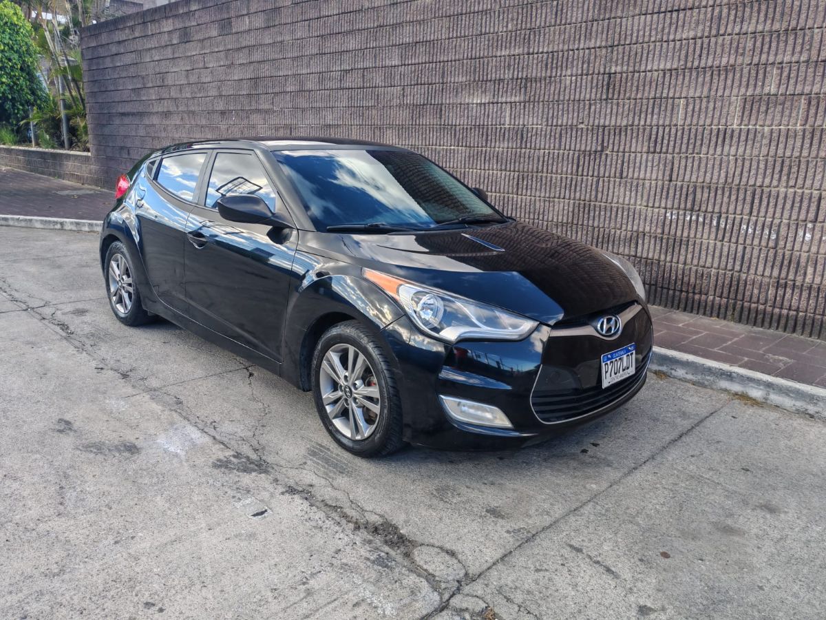 HYUNDAI VELOSTER - 2016