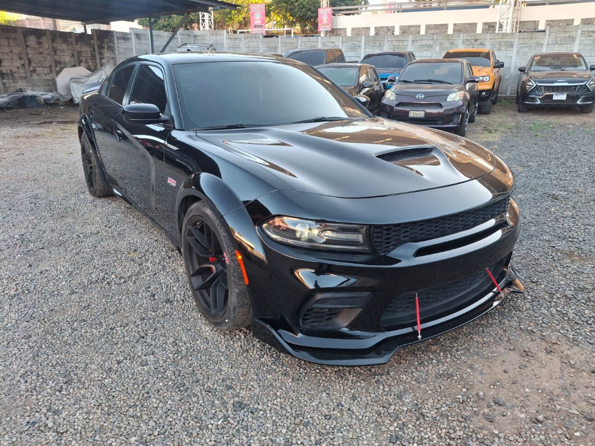 DODGE CHARGER SRT - 2021