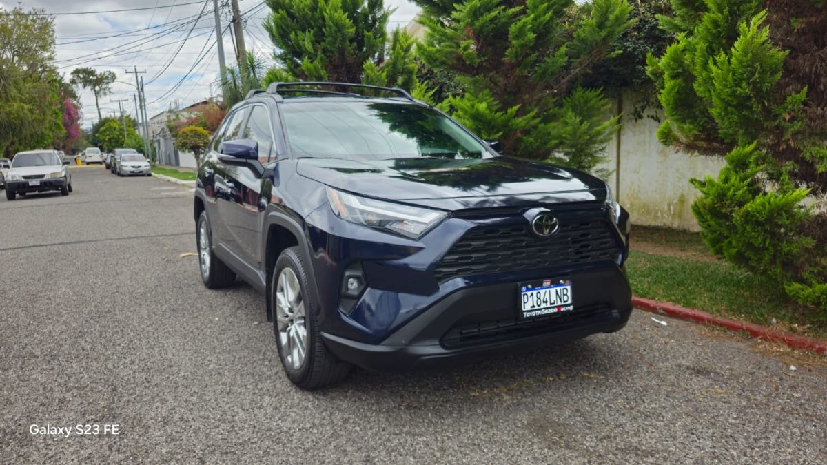TOYOTA RAV-4 - 2024