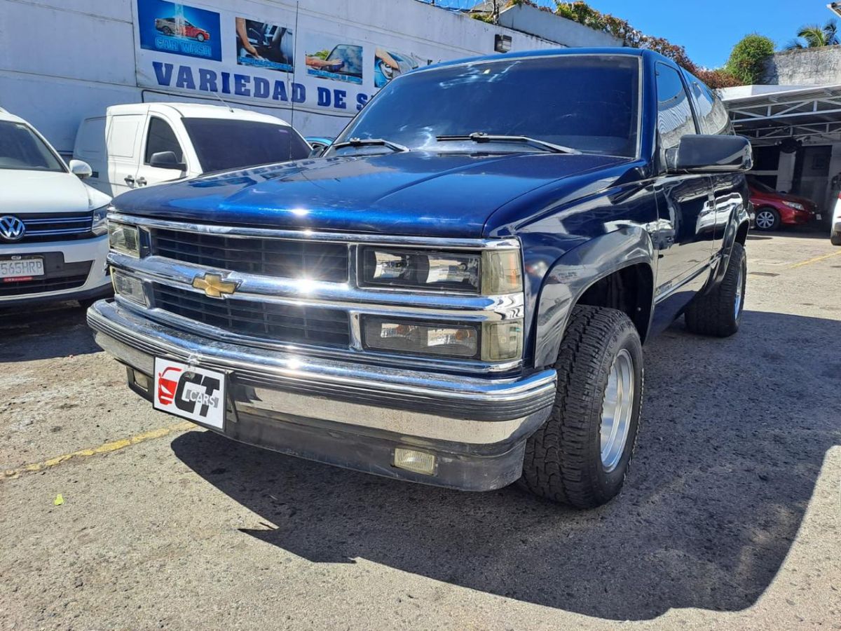 CHEVROLET SILVERADO - 1995