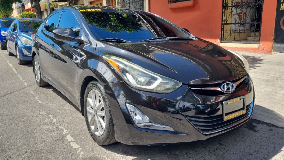 HYUNDAI ELANTRA - 2016