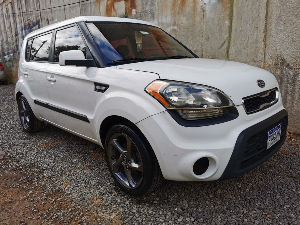 KIA SOUL  - 2012