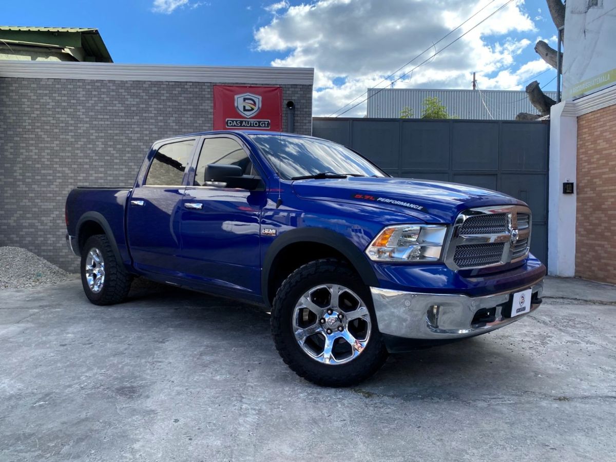 DODGE RAM 1500 - 2017