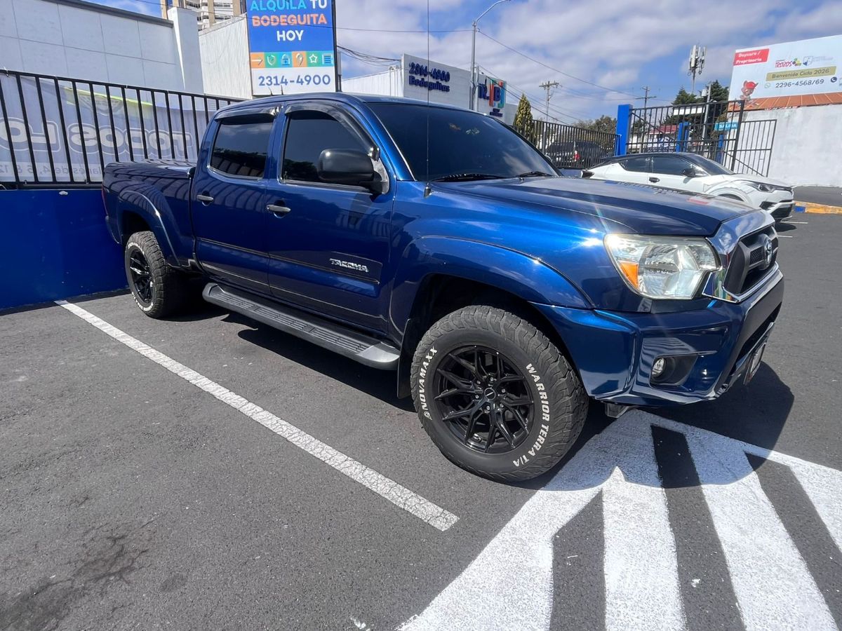 TOYOTA TACOMA - 2006