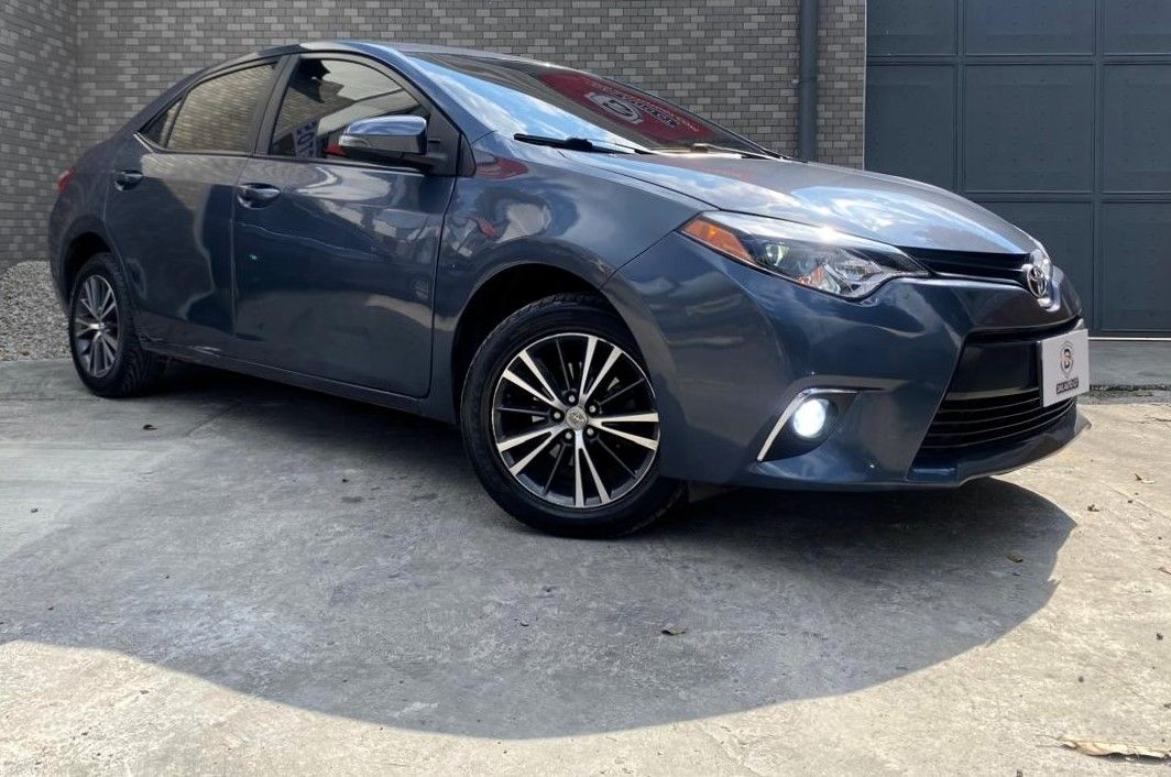 TOYOTA COROLLA - 2017